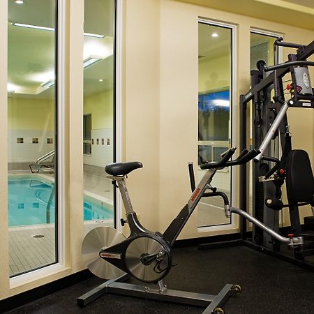 Holiday Inn & Suites Lloydminster By Ihg Bagian luar foto