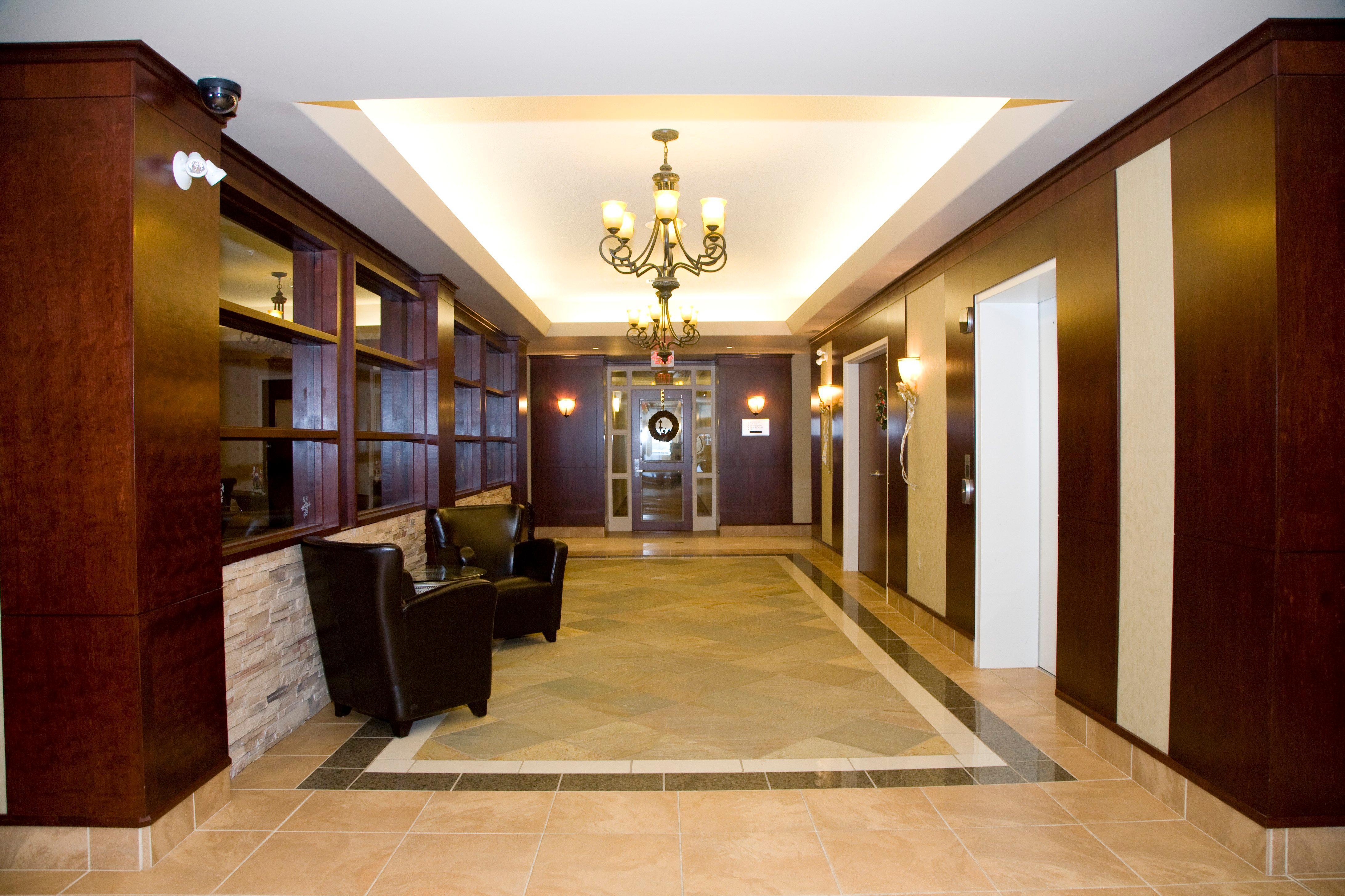 Holiday Inn & Suites Lloydminster By Ihg Bagian luar foto